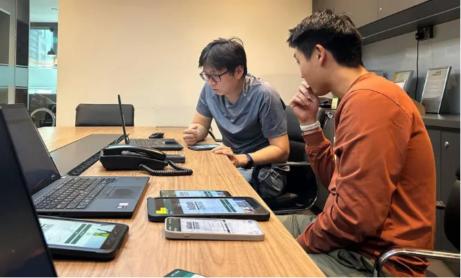 Testing the InSight™ Servicing mobile app on phones and tablets